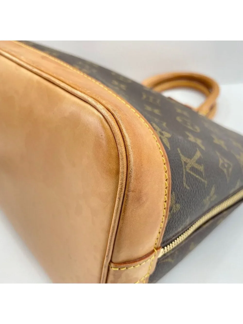 Louis Vuitton Handbag Alma
